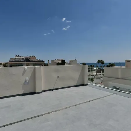 Casa Mazal, Lujosa Independiente A 150m Del Mar