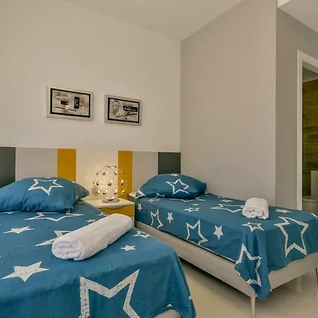 Holiday home Casa Mazal, Lujosa Independiente A 150m Del Mar