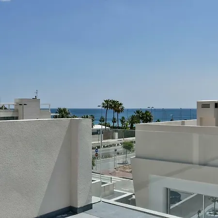 Casa Mazal, Lujosa Independiente A 150m Del Mar